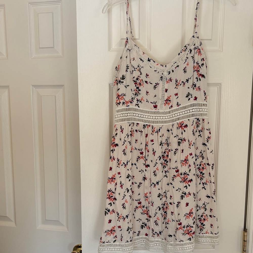 Abercrombie & Fitch White Floral Mini Dress with Pink and Black Accents